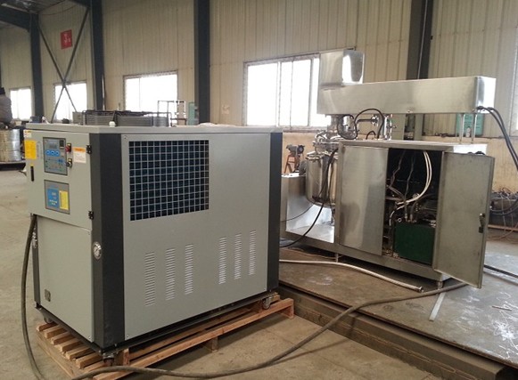 反應(yīng)釜油加熱器 導(dǎo)熱油加熱反應(yīng)釜 反應(yīng)釜溫度控制機(jī)